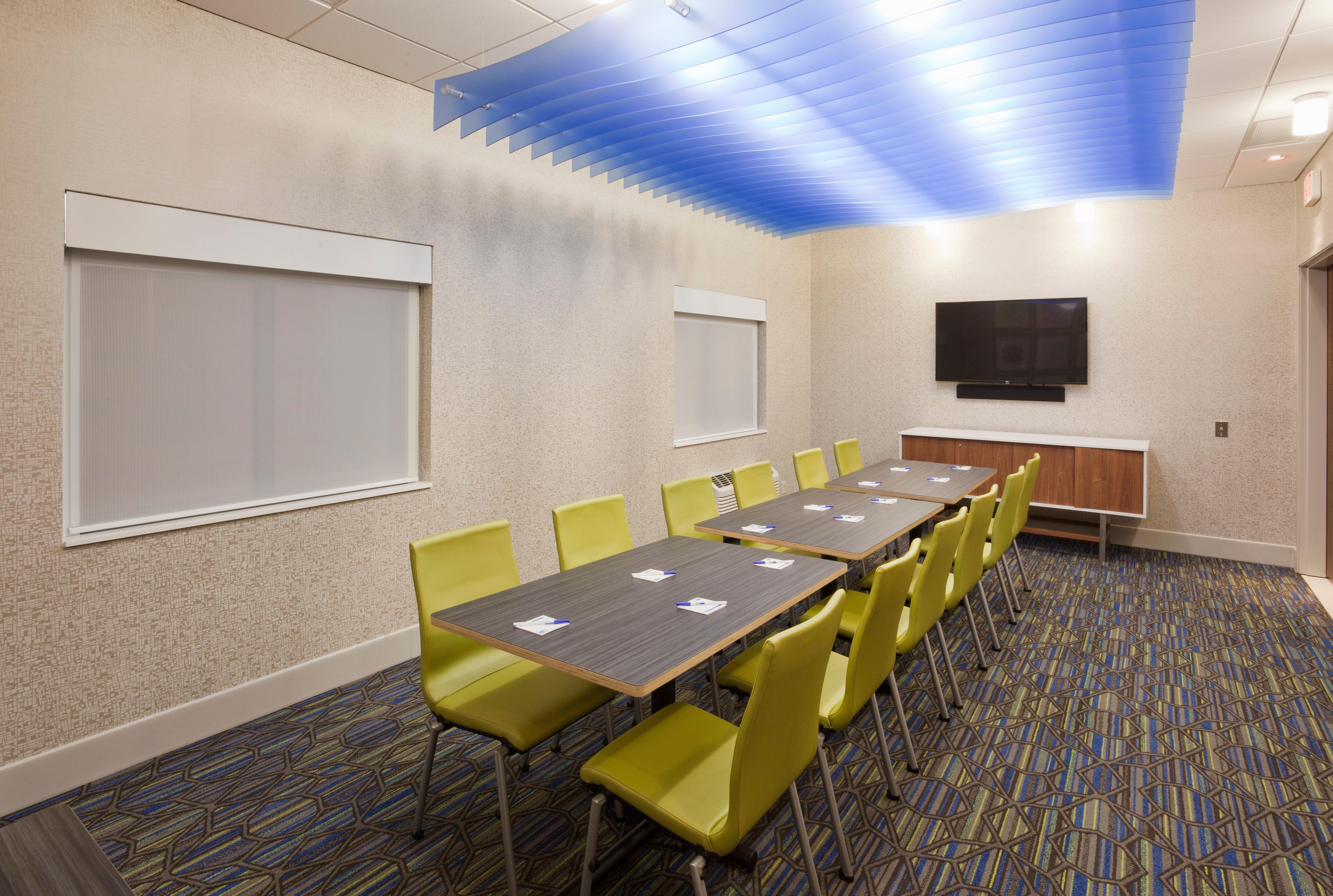 Holiday Inn Express Roseville-St. Paul By Ihg Exterior photo